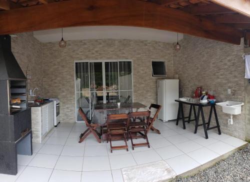 Praia da Enseada Casa | Chalés Brisas da Enseada