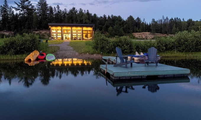 Saint-Alphonse-Rodriguez Chalet De Esquí | Chalet Le Paz | Lakefront | Spa | Tranquility | Hospitality
