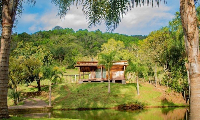 Taquara Chalet De Esquí | Chale com Linda Vista Para o Riacho