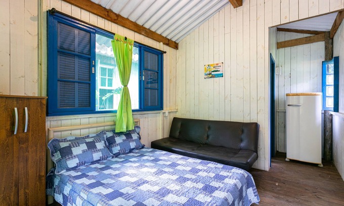 Sao Sebastiao Chalet De Esquí | Chales p / Temporada Camburi - Cerca de Maresias y Boiçucanga