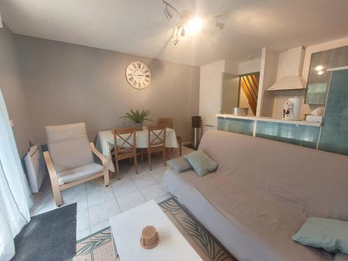 Cauterets Apartamento | Chalet 2 chambres à Cauterets avec parking - FR-1-812-56