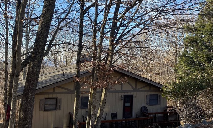 Beech Mountain Chalet De Esquí | Chalet - 2 king bed, 2ba, Ski, Golf, Tennis, Hike, Mountain Bike, Fish.