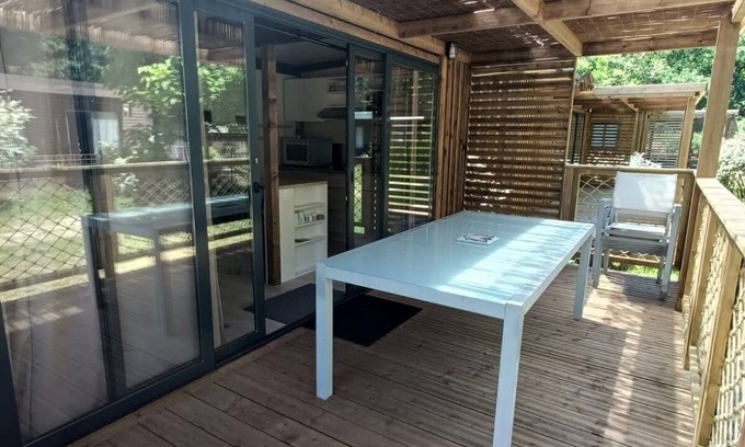 Onesse-et-Laharie Chalet De Esquí | Chalet 20min de Contis et Mimizan Camping L'orée des Landes Au Coeur de la Forêt