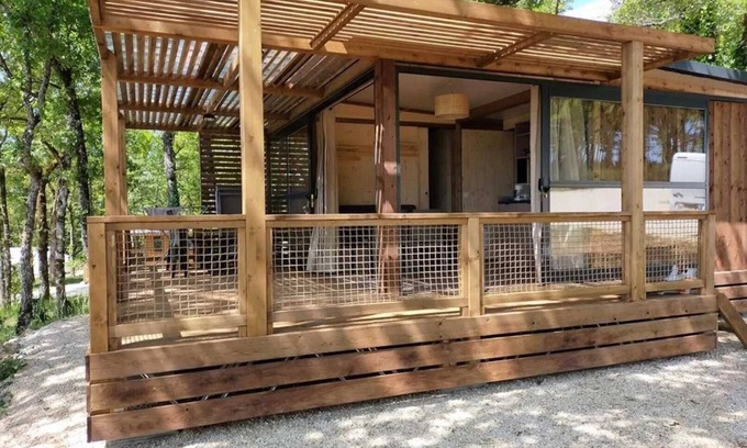 Saint-Cirq-Lapopie Chalet De Esquí | Chalet 3 étoiles - Piscine - efchbh