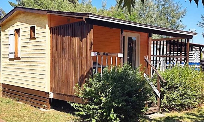 Massillargues-Attuech Chalet De Esquí | Chalet 3 étoiles - Piscine - eebicc