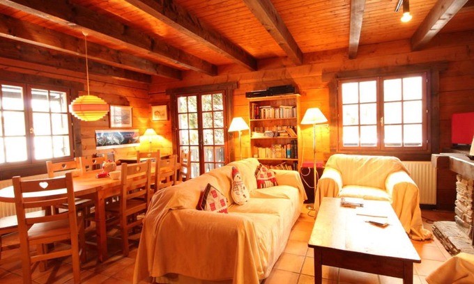 Les Carroz-d'Araches Chalet De Esquí | Chalet 4 chambres sur pistes débutants avec balcon et parking, à 350m des commerces - FR-1-572-196
