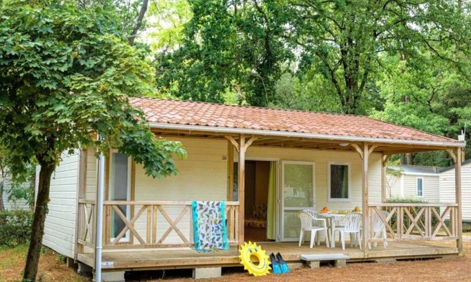 Saint-Hilaire-de-Riez Chalet De Esquí | Chalet 4 étoiles - Piscine - eeccei