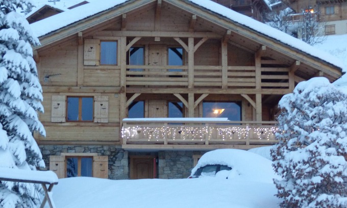 Le Chinaillon Chalet De Esquí | Chalet 5 * encantadora casa de campo Alta Saboya se inclina con sauna, jacuzzi