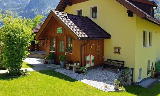 Obertraun Chalet De Esquí | Chalet 5 mins from Lake Hallstatt. 5 en-suite double rooms, quiet place.