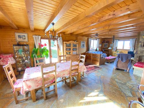 Les Carroz-d'Araches Chalet De Esquí | Chalet 6 pers. avec cheminée, jardin, WiFi à 300m des pistes - Arâches-la-Frasse - FR-1-572-28