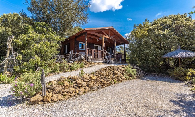 Rouffiac-des-Corbieres Casa | Chalet 'Afrique' con vistas a la montaña, piscina compartida y terraza privada