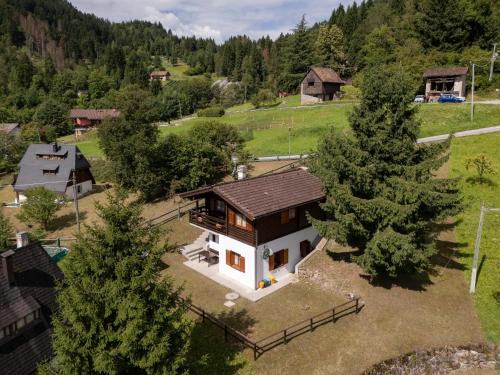 Zovello Chalet De Esquí | Chalet Alla Fonte - Wi-Fi, Netflix, Barbecue, Parking Space, a 3 minuti dallo Zoncolan