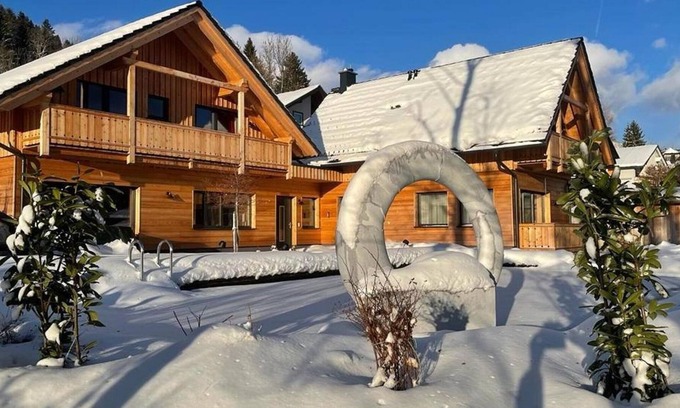 Tauplitz Apartamento | Chalet moderno en Tauplitz/Estiria con estanque para nadar y sauna