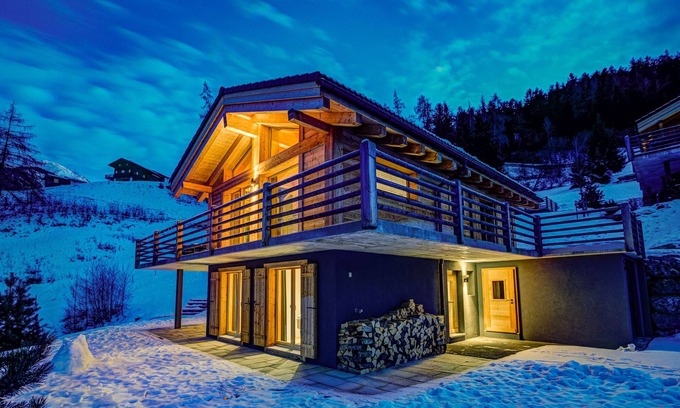Riddes Chalet De Esquí | Vivienda de vacaciones moderna y acogedora en La Tzoumaz, 4 Vallees, Suiza para 8 personas