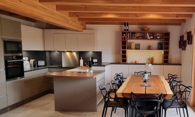 Araches-la-Frasse Chalet De Esquí | Chalet Arpitan - panoramic view, wifi, parking, quiet - les Carroz Grand Massif