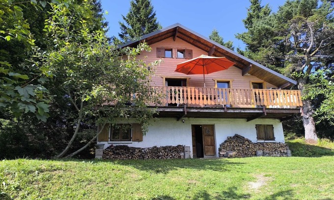 Montcel Chalet De Esquí | Chalet au Revard , au calme 12 pers.***