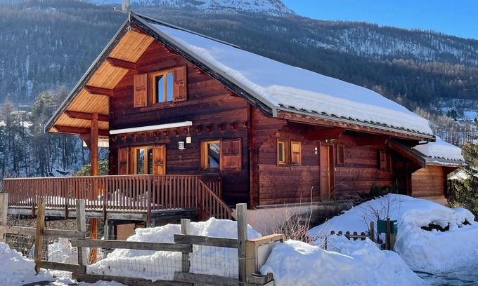 Saint-Chaffrey Chalet De Esquí | Chalet Authentique et Familial Proche des Pistes