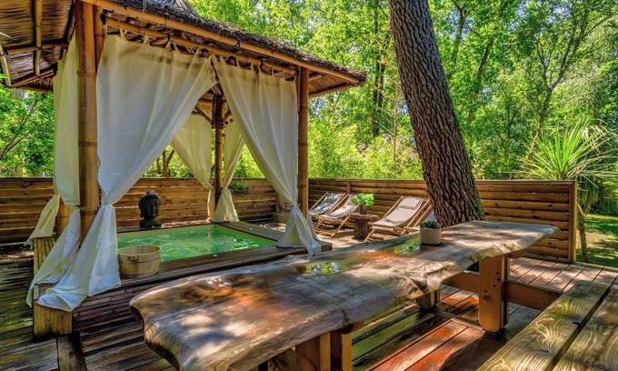 Lacanau Chalet De Esquí | Châlet "Bangli" con terraza privada y Wi-Fi