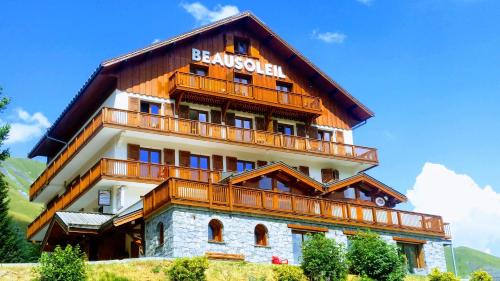 Saint-Sorlin-d'Arves Apartamento | Chalet Beausoleil 4 étoiles - jacuzzi - au pied du Col de la Croix de Fer