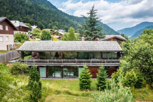 Essert-Romand Chalet De Esquí | Chalet Bella