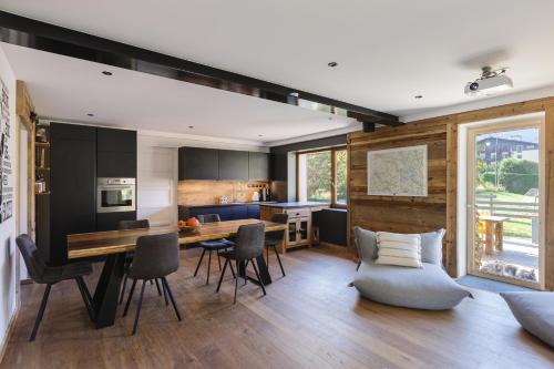 Les Bossons Chalet De Esquí | Chalet Benoit - Modern Chalet 8 Pax Free Parking Mountain View - By Cozee Rentals