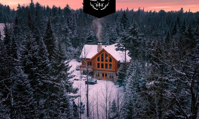 Fiddler Lake Resort Chalet De Esquí | Chalet Blue Jay Spa at Fiddler's Lake