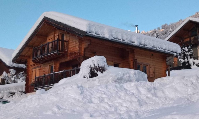 Villard-sur-Doron Chalet De Esquí | CHALET BOIS MASSIF, 4 bedrooms, sleeps 10