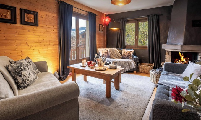 Montriond Chalet De Esquí | Chalet Bolay - family base for 8 with garden & hot tub - OVO Network