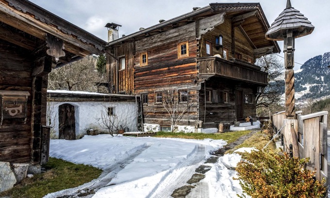 Alpbach Casa | Chalet by the river, 1 km to the ski lift