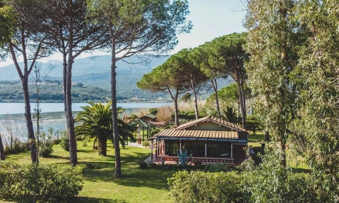 Santa Liberata Chalet De Esquí | Chalet 'Chalet Silvana' con vistas al mar y jardín privado