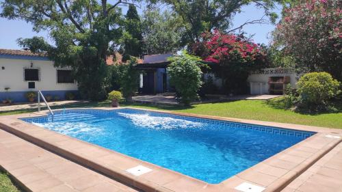 Chiclana de la Frontera Casa | Chalet con piscina privada, natural y acogedor
