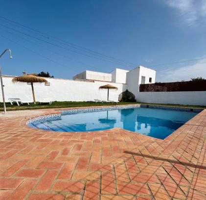 Conil de la Frontera Chalet De Esquí | Chalet con piscina privada grupos