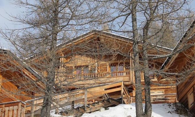 Isola Chalet De Esquí | Chalet confortable vue panoramique