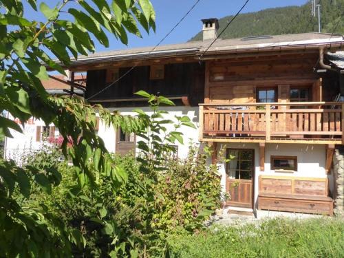 Beaufort Chalet De Esquí | Chalet cosy 3-4 pers, idéalement situé, à 500m des pistes et 100m des commerces - FR-1-342-220