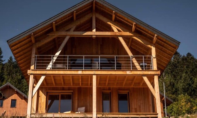La Feclaz Chalet De Esquí | Chalet Cozy au Cœur de La Féclaz : Séjour Authentique et Proche des Pistes