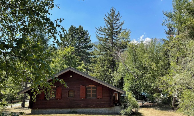 Saint-Crepin Chalet De Esquí | Chalet Cozy et son Jardin Arboré de 1000 m2