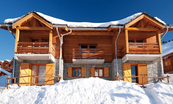 Valmeinier Chalet De Esquí | Chalet cozy près des pistes | accès piscine + spa!