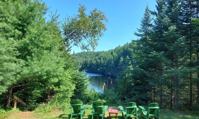 Mauricie Chalet De Esquí | Chalet Déconnecté à 2 Minutes du Parc National de la Mauricie