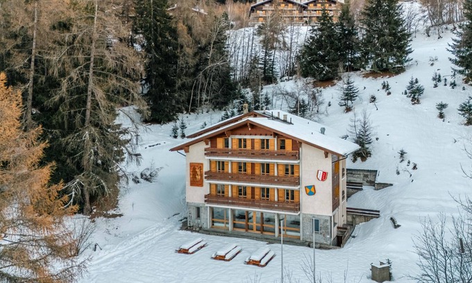 Les Mayens-de-Sion Cama Y Desayuno | Chalet de l'Ours NATURE 4 Etages 52 pers
