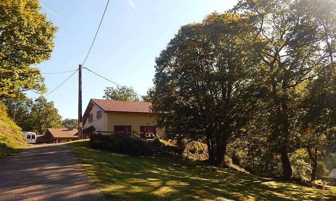 Le Menil Chalet De Esquí | Casa de montaña (madera / piedra) - Le menil