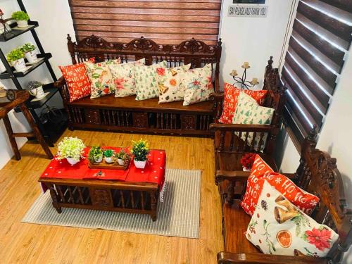 Santa Rosa Casa | Chalet de Laguna1 Near Enchanted Kingdom & Nuvali