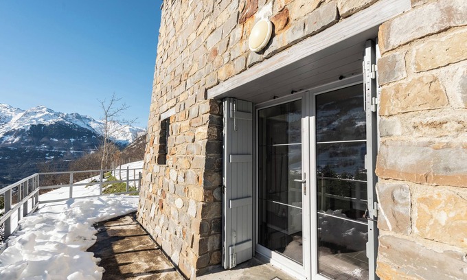 Sers Chalet De Esquí | Chalet 'De Sers' con vistas a la montaña, terraza privada y Wi-Fi