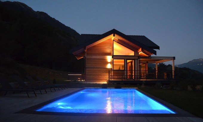 Aime Casa | CHALET DES EPICURIENS