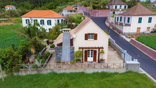 Porto Moniz Casa | Chalet do Monte no Porto Moniz by Homie