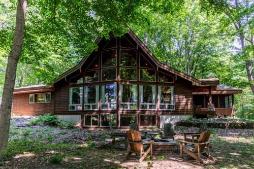 Harbert Casa | Chalet Du Bois