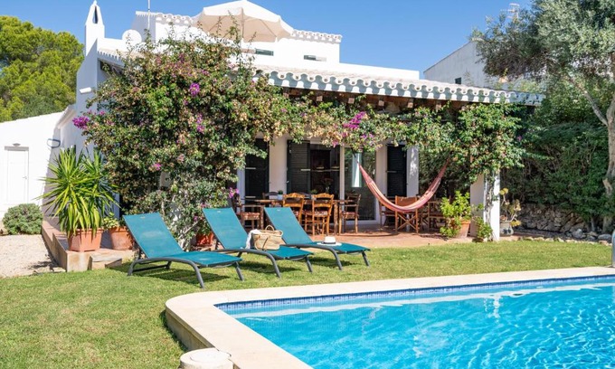 Sant Lluis Casa | Chalet en Biniancolla con piscina y jardin