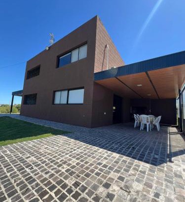 La Estancia Casa | Chalet en Potrero de Garay
