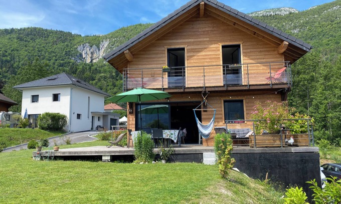 Lathuile Chalet De Esquí | Chalet Familial 6-8 Personnes
