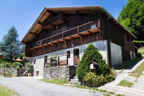 Samoens Chalet De Esquí | Chalet familial authentique avec jardin/cheminée