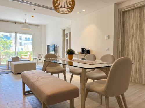 Ad-Dab'ah Apartamento | Chalet fouka bay 2 bedroom Sea & pool view SA-4B-203